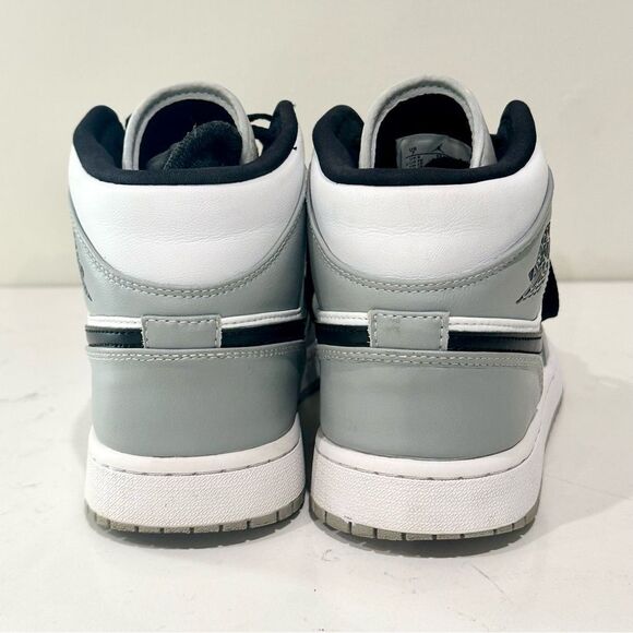 Nike Air Jordan 1 Mid Light Smoke Gray 2020 [554724-092] size 7 - Picture 9 of 12